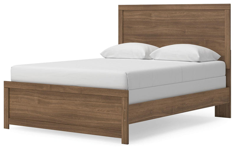Broachmyn Auburn Queen Panel Bed - PCB1116B2