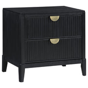 Brookmead 4-piece Queen Bedroom Set Black - 224711Q-S4