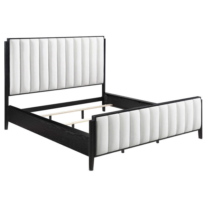Brookmead 4-piece Upholstered Cal King Bedroom Set Black - 224710KW-S4