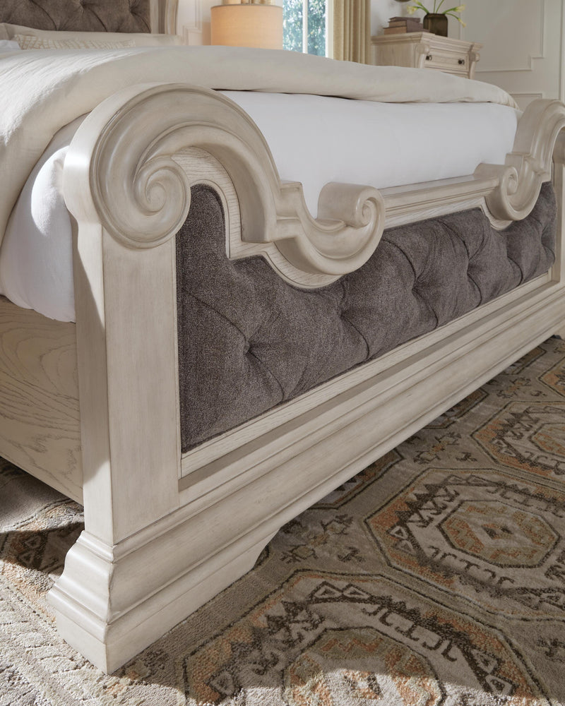 Bruchandi Antique White California King Upholstered Panel Bed - PCB948B5