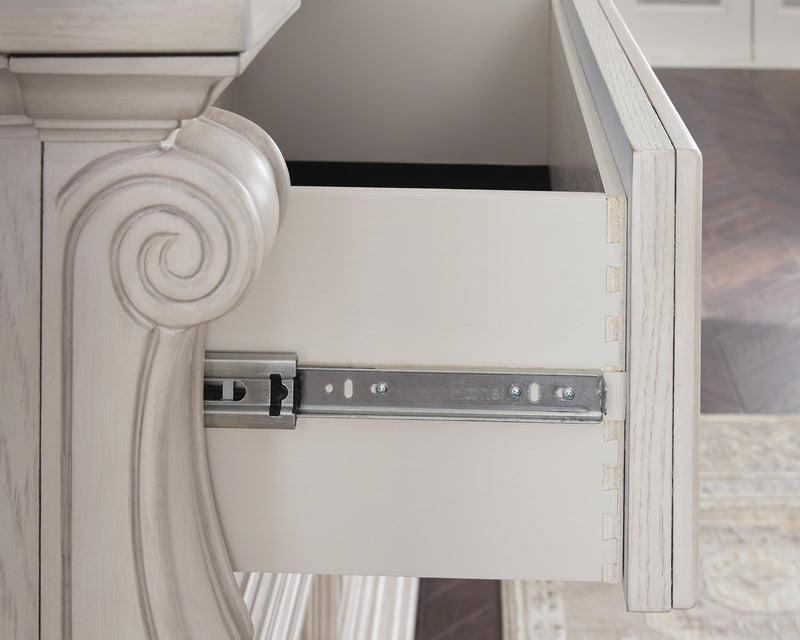 Bruchandi Antique White Dresser - PCB948-31