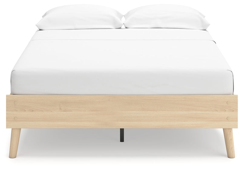 Cabinella Full Platform Bed with Dresser and Chest in Tan - PKG017224