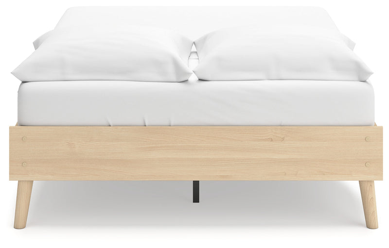Cabinella Full Platform Bed with Dresser and Chest in Tan - PKG017224