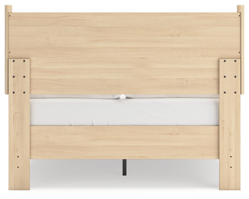 Cabinella Full Platform Panel Bed with Dresser and Chest in Tan - PKG017231