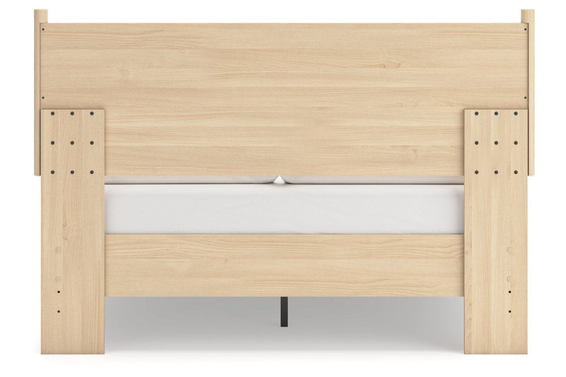 Cabinella Tan Queen Platform Panel Bed - DMV FurnitureQueen Bed