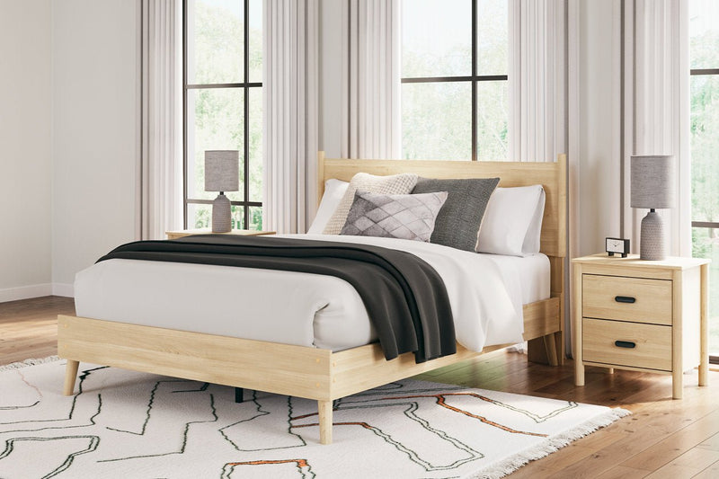 Cabinella Tan Queen Platform Panel Bed - DMV FurnitureQueen Bed