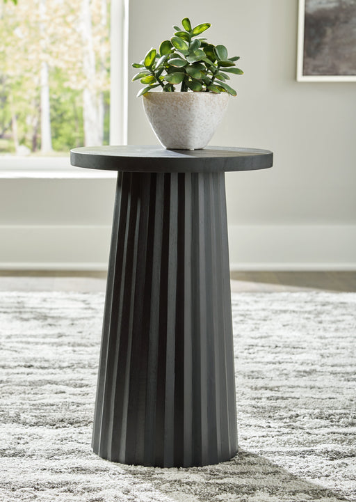 Ceilby Black Accent Table - A4000603