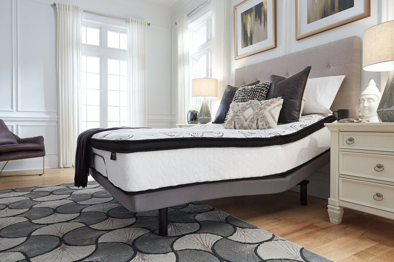 Chime 12 Inch Hybrid White Queen Mattress in a Box - DMV FurnitureQueen Mattress