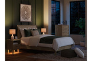Cielden Two - tone Queen Platform Bed - DMV FurnitureQueen Bed