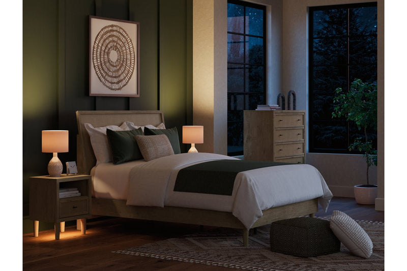 Cielden Two - tone Queen Platform Bed - DMV FurnitureQueen Bed