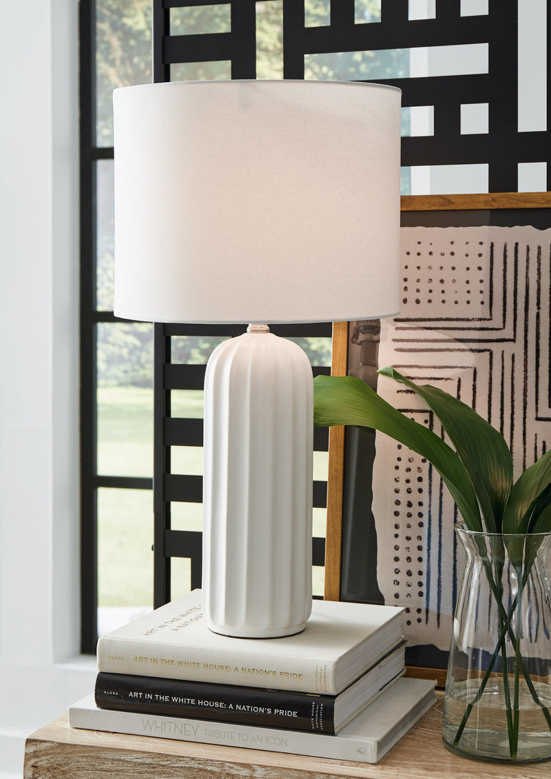 Clarkland Table Lamp (Set of 2) - DMV FurnitureTable Lamp