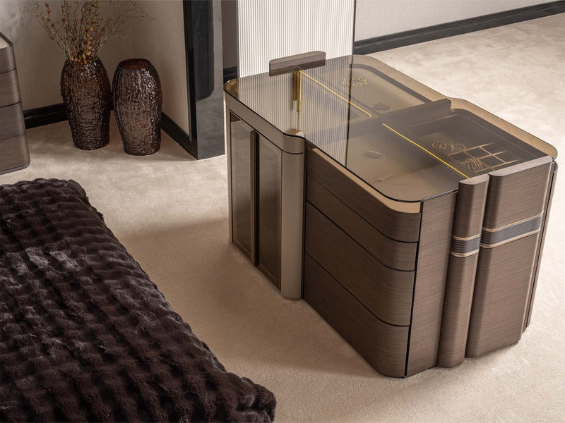 Corte Bedroom (Queen Frame With Headboard & Dresser With Mirror & Ottoman & 2 Nightstand) - 200-GAB-COR-QB-SET