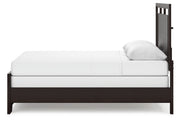 Covetown Dark Brown Queen Panel Bed - DMV FurnitureQueen Bed