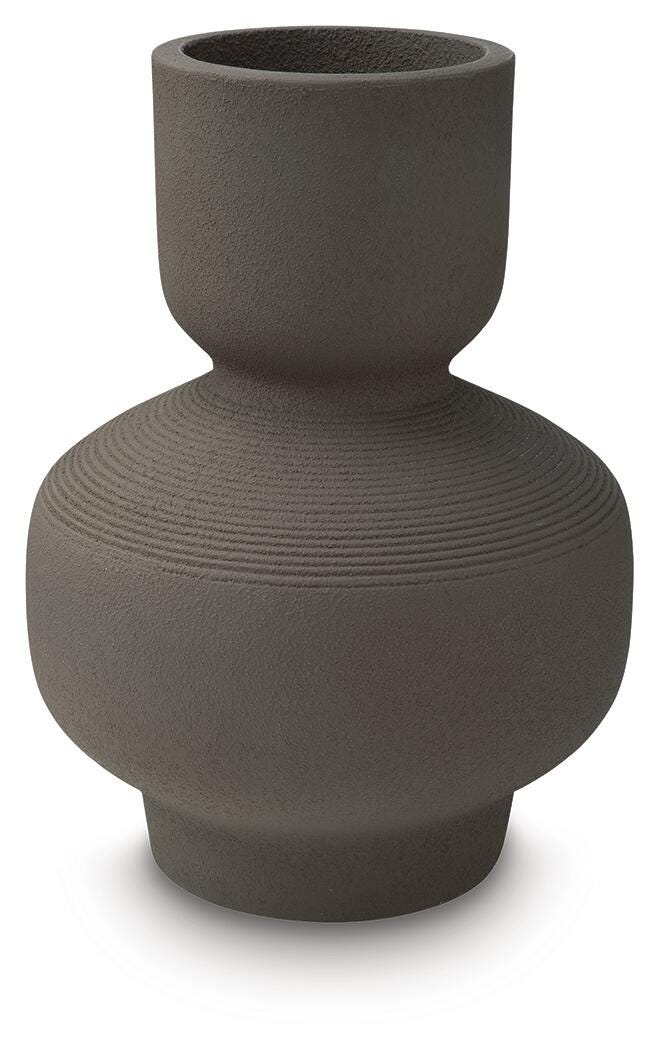 Dalsen Brown Vase - A2000872