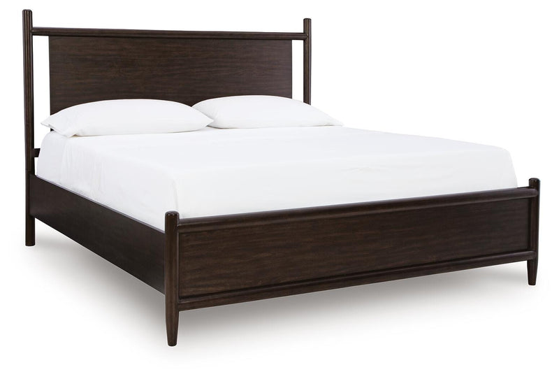Dantenton Merlot Queen Panel Bed - B611B2