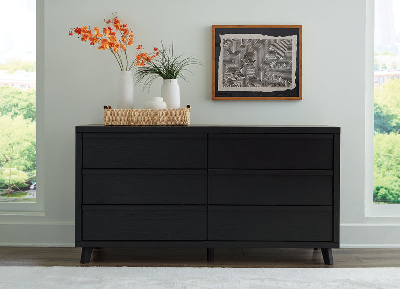 Danziar Dresser - DMV FurnitureDresser