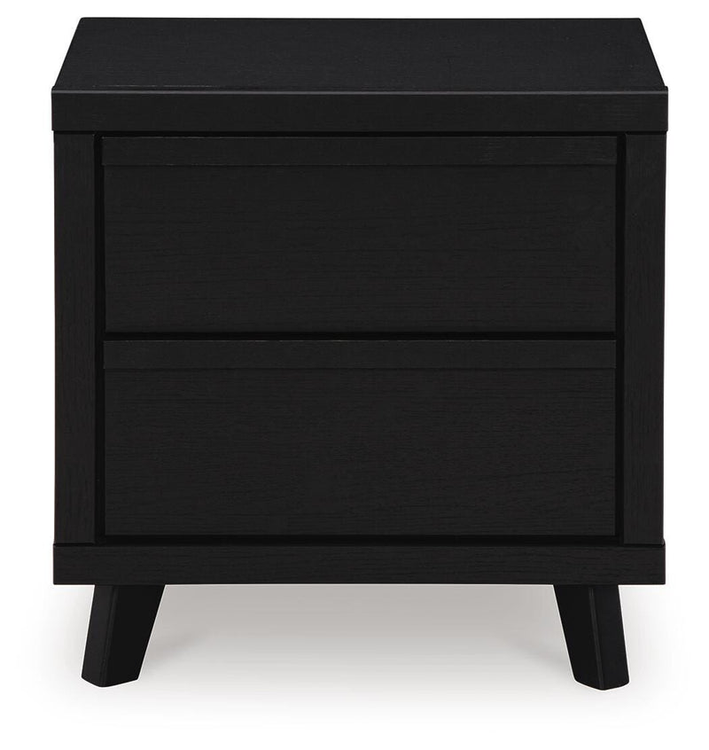 Danziar Queen Panel Bed, 2 Dressers and Nightstand - B1013B31