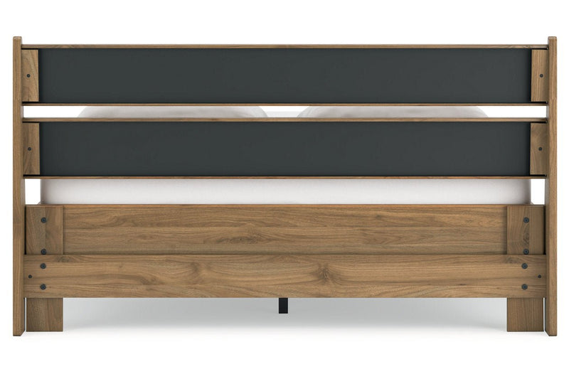 Deanlow Honey Queen Platform Panel Bed - DMV FurnitureQueen Bed