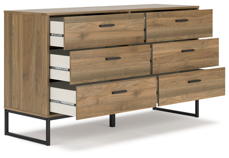 Deanlow Twin Platform Bed with Dresser in Honey - PKG017184
