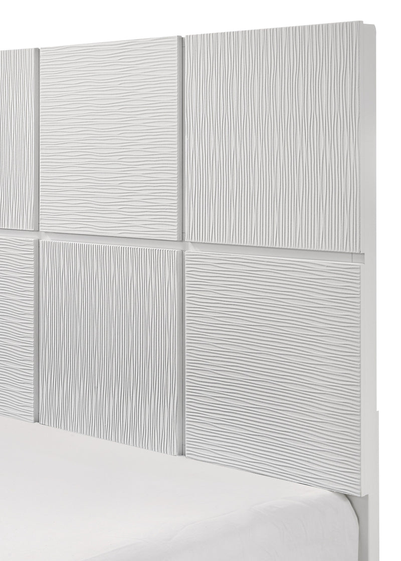 Denker White King Panel Bed - DMV FurnitureKing Bed