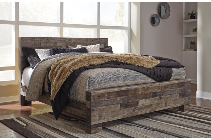 Derekson Multi Gray King Panel Bed - DMV FurnitureKing Bed