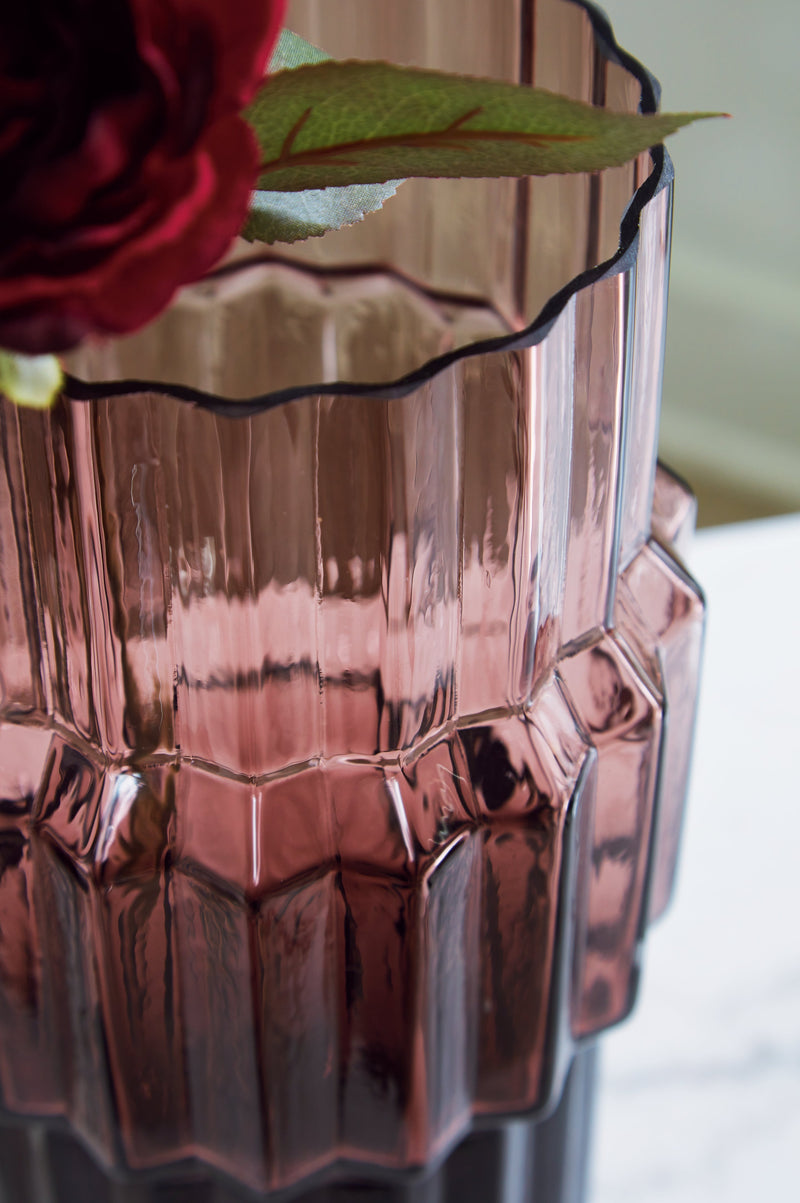 Dorlow Mauve Vase - A2900025V