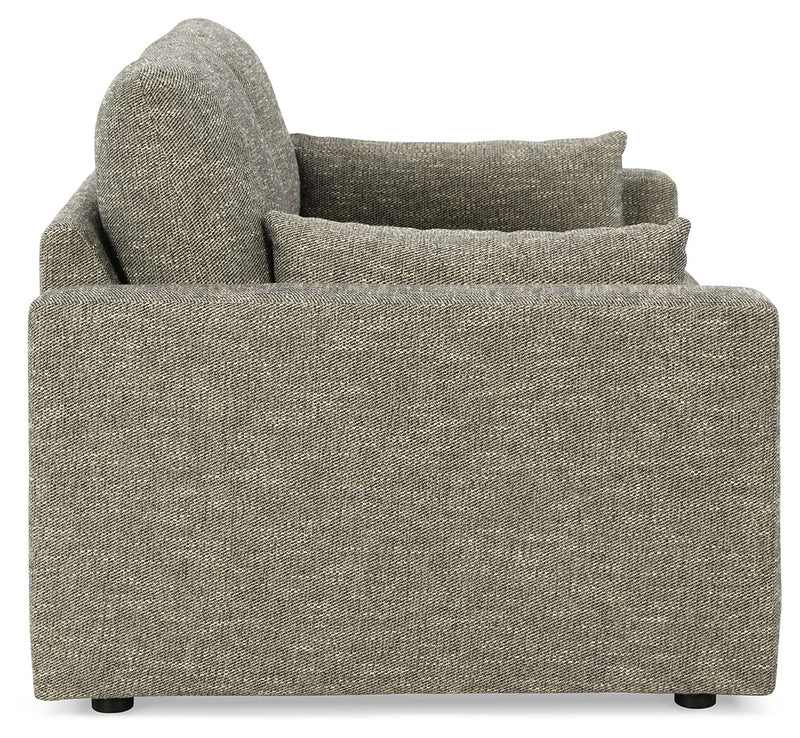 Dramatic Loveseat - DMV FurnitureLoveseat