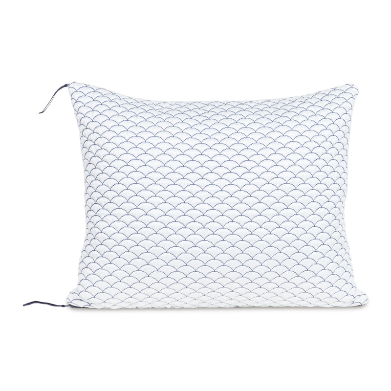 DreamCloudTM Classic White Pillow (Set of 4) - M88902