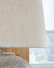 Dreward Table Lamp - DMV FurnitureTable Lamp