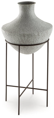 Estonbank Distressed Cream Vase - A2000748