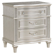 Evangeline 5-piece Eastern King Bedroom Set Silver Oak - 223391KE-S5