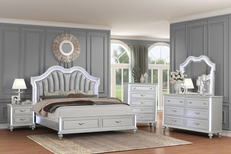 Evangeline Silver Queen 4 Piece - VNGLN-SLVR-Q-4PC