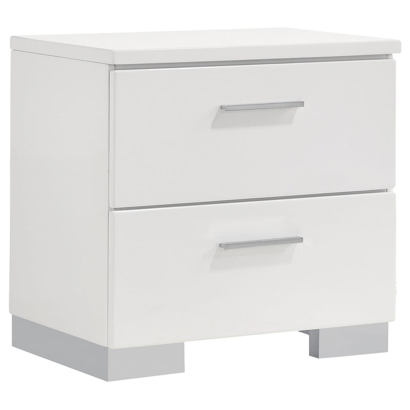 Felicity 4-piece Eastern King Platform Bedroom Set White - 203510KE-S4