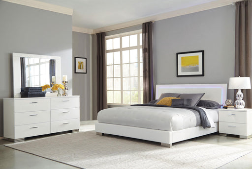Felicity 4-piece Queen Bedroom Set White High Gloss - 203500Q-S4