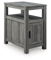 Fendenmore Brown/Gray Chairside End Table - T190-317