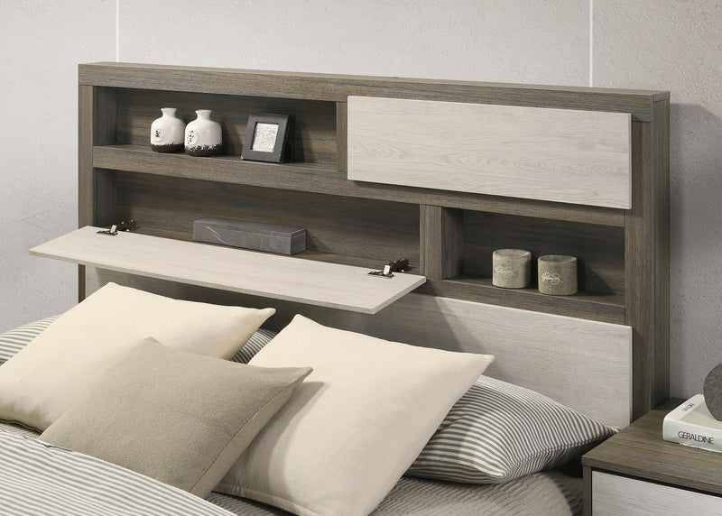 Fenwick 4-piece Eastern King Bedroom Set Grey Oak - 224981KE-S4