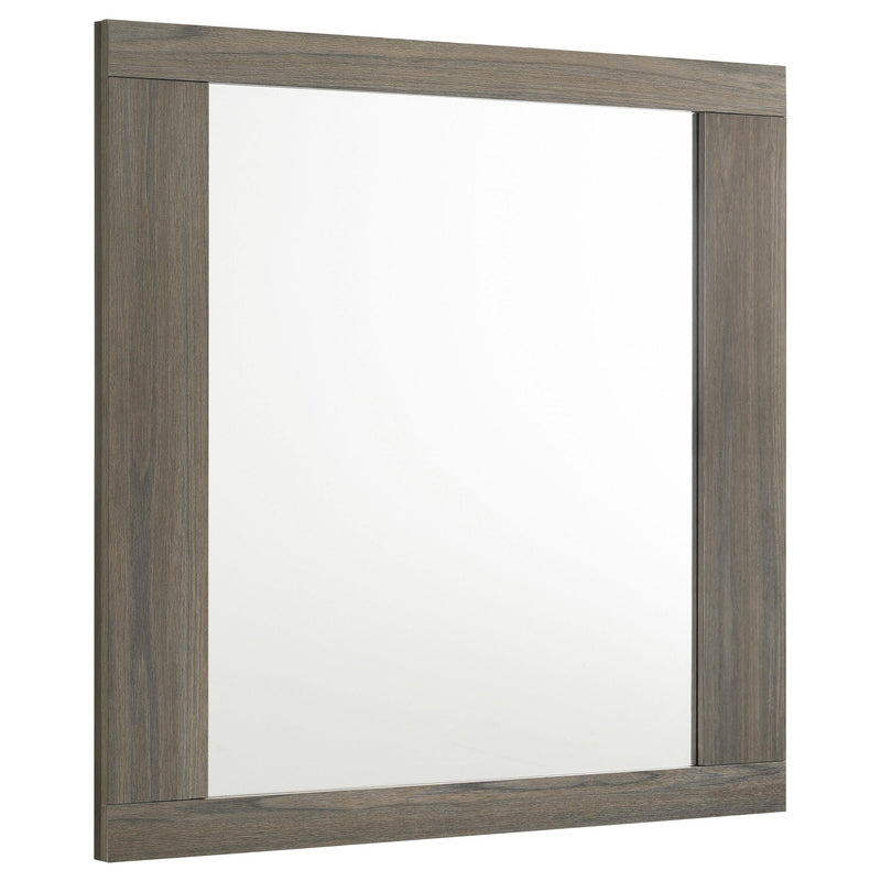 Fenwick 4-piece Queen Bedroom Set Grey Oak - 224981Q-S4