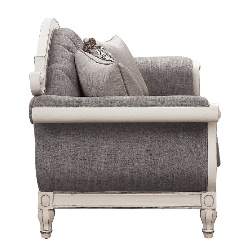 Florian Loveseat W/3 Pillows - LV02120