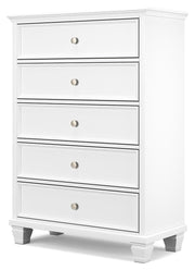 Fortman Full Panel Storage Bed, Dresser and Chest in White - PKG023794
