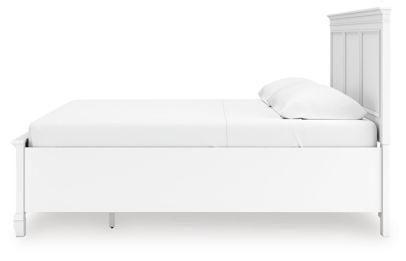 Fortman King Panel Storage Bed, Dresser and Chest in White - PKG023779