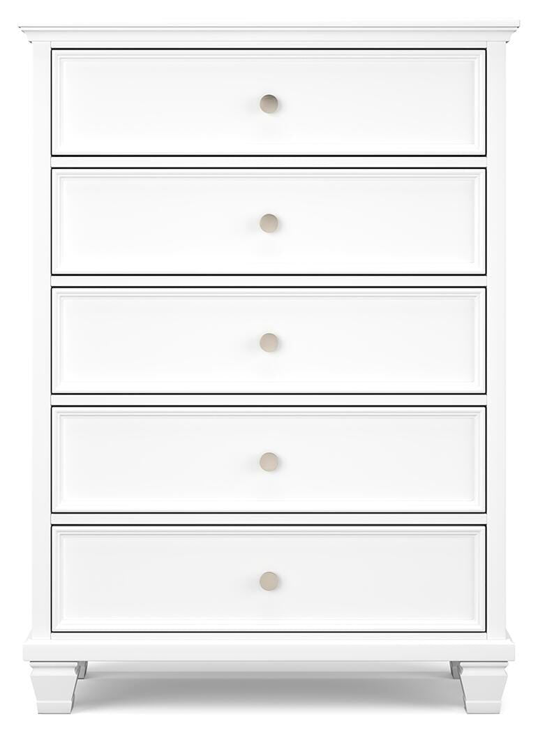 Fortman Queen Panel Storage Bed with Dresser and Chest in White - PKG023774
