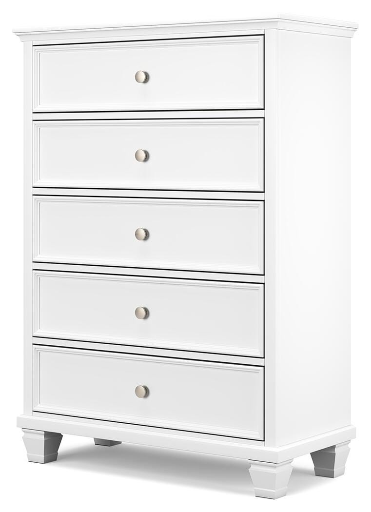 Fortman Twin Panel Storage Bed, Dresser and Chest in White - PKG023789