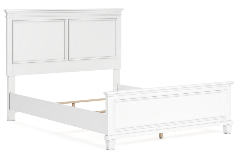 Fortman White Queen Panel Bed - DMV FurnitureQueen Bed