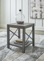 Freedan Grayish Brown End Table - DMV FurnitureEnd Table