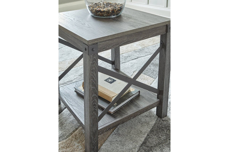 Freedan Grayish Brown End Table - DMV FurnitureEnd Table