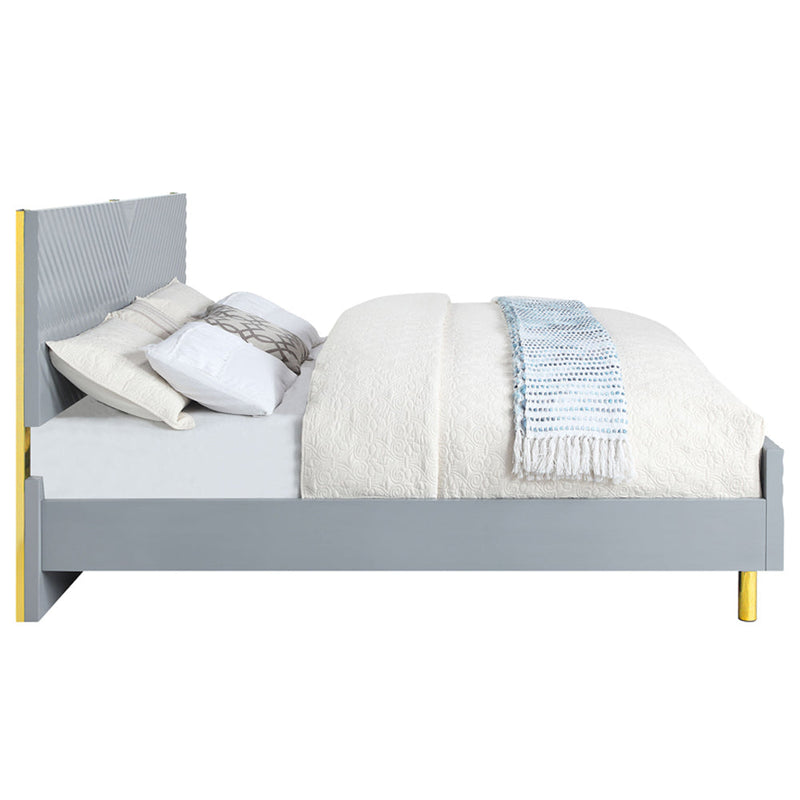 Gaines EK Bed - BD01039EK