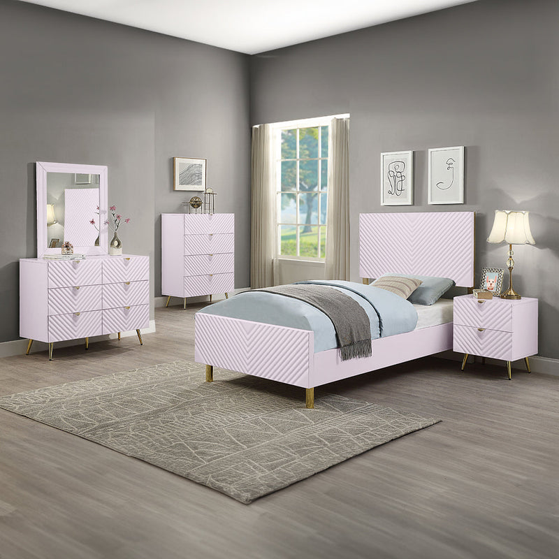 Gaines Mirror - BD02664