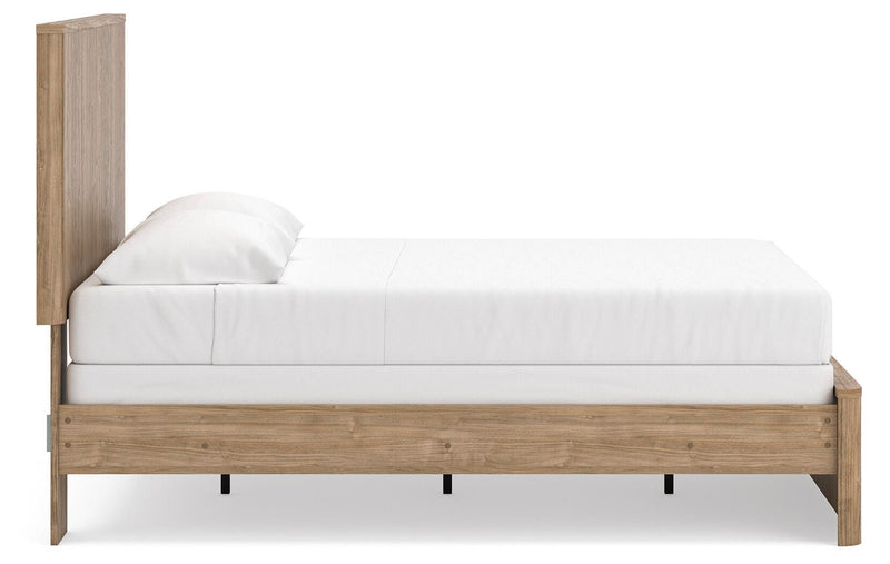 Gramburg Warm Natural Brown Queen Panel Bed - PCB1121B4