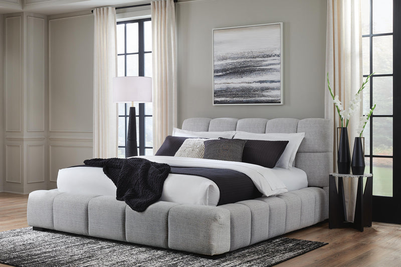 Grendusk Light Gray Queen Upholstered Bed - PCB584B1