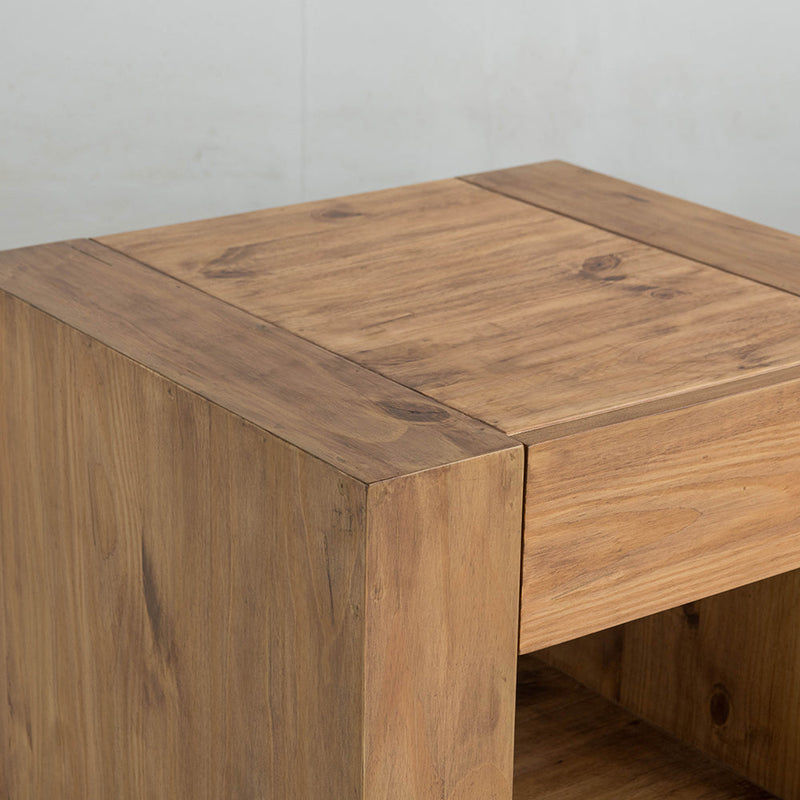 Harlan End Table - LV03776